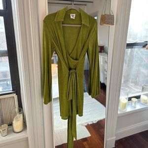 Princess Polly wrap dress green size XS/S